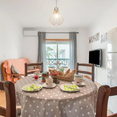 Inara & Mayra's By Interhome Apartment