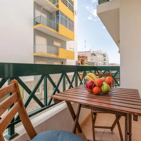 Apartment Inara & Mayra's By Interhome